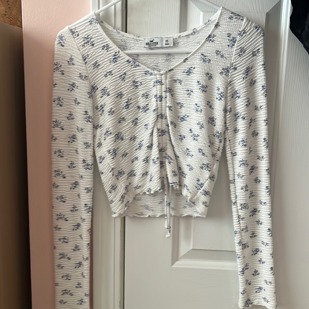 hollister shirt